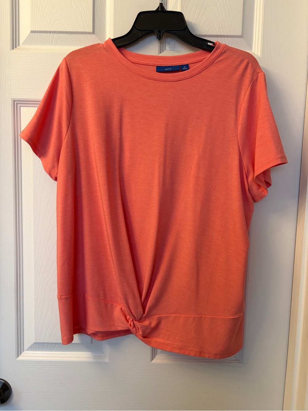 Apt. 9 Coral Top - Size XL